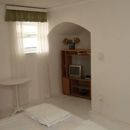 In 36601 Apartment